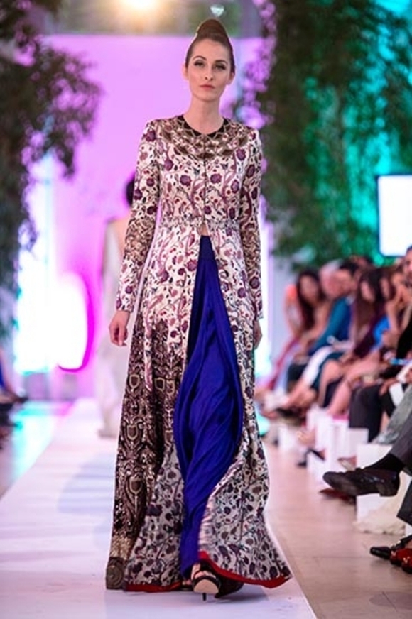 Sadia, Aashni & Co, fashion, Ali Zafar, Pakistan, India, Anamika Khanna, Kensington Palace, Orangery, Fashion Parade